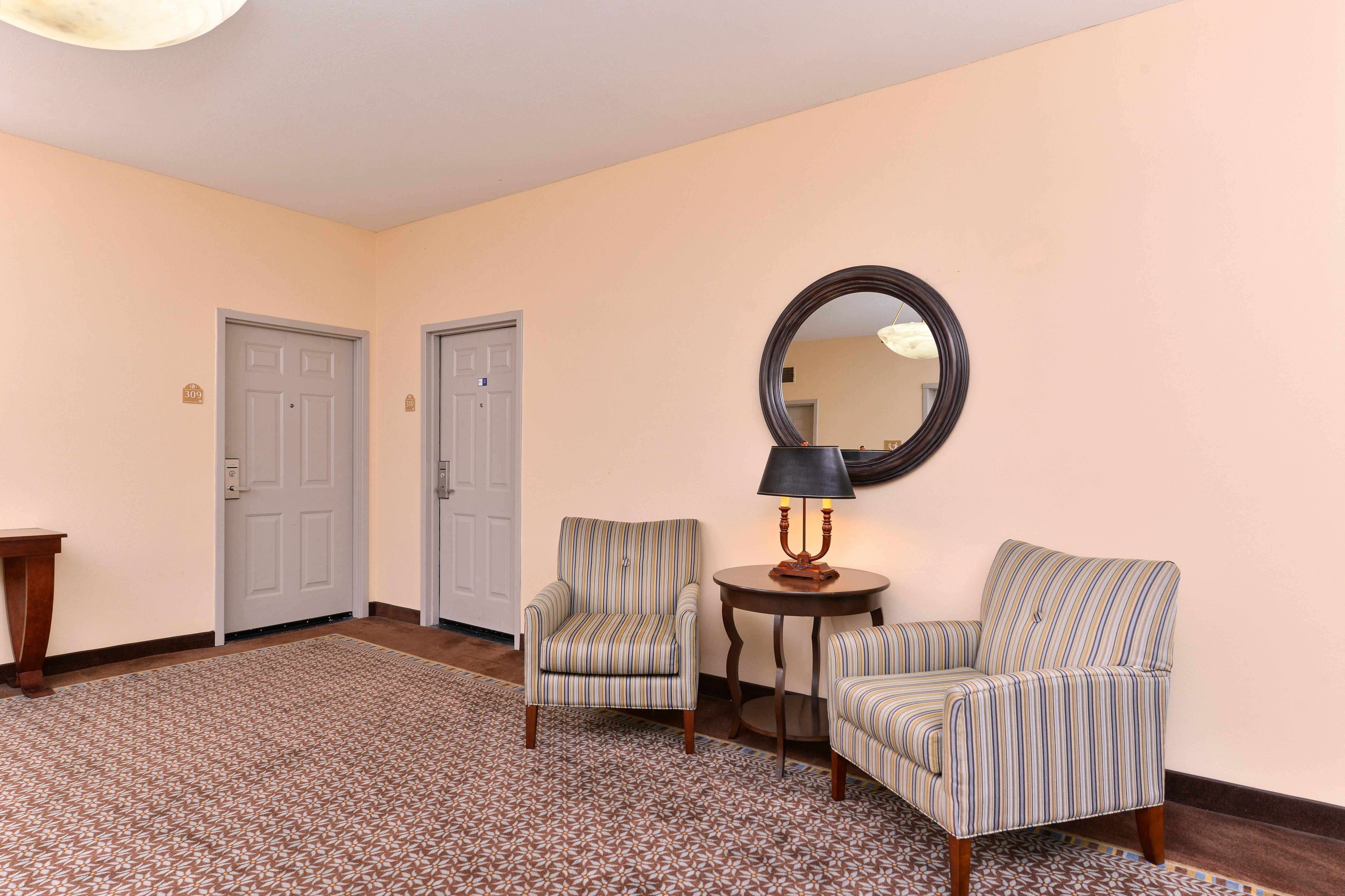 Candlewood By Ihg Hotel San Diego